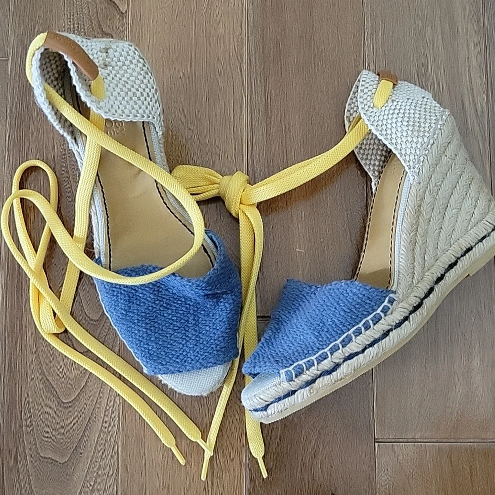New See by Chloe Wedge Espadrille Lace Up‎ Shoe 35 (US 5)